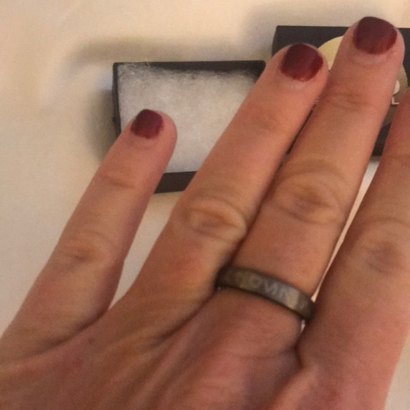 Star Wars Ring in Yoda's Language - Picture 2 of 8